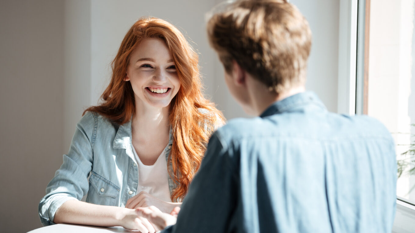 Warum-Smalltalk-Akademiker-oft-abstoesst