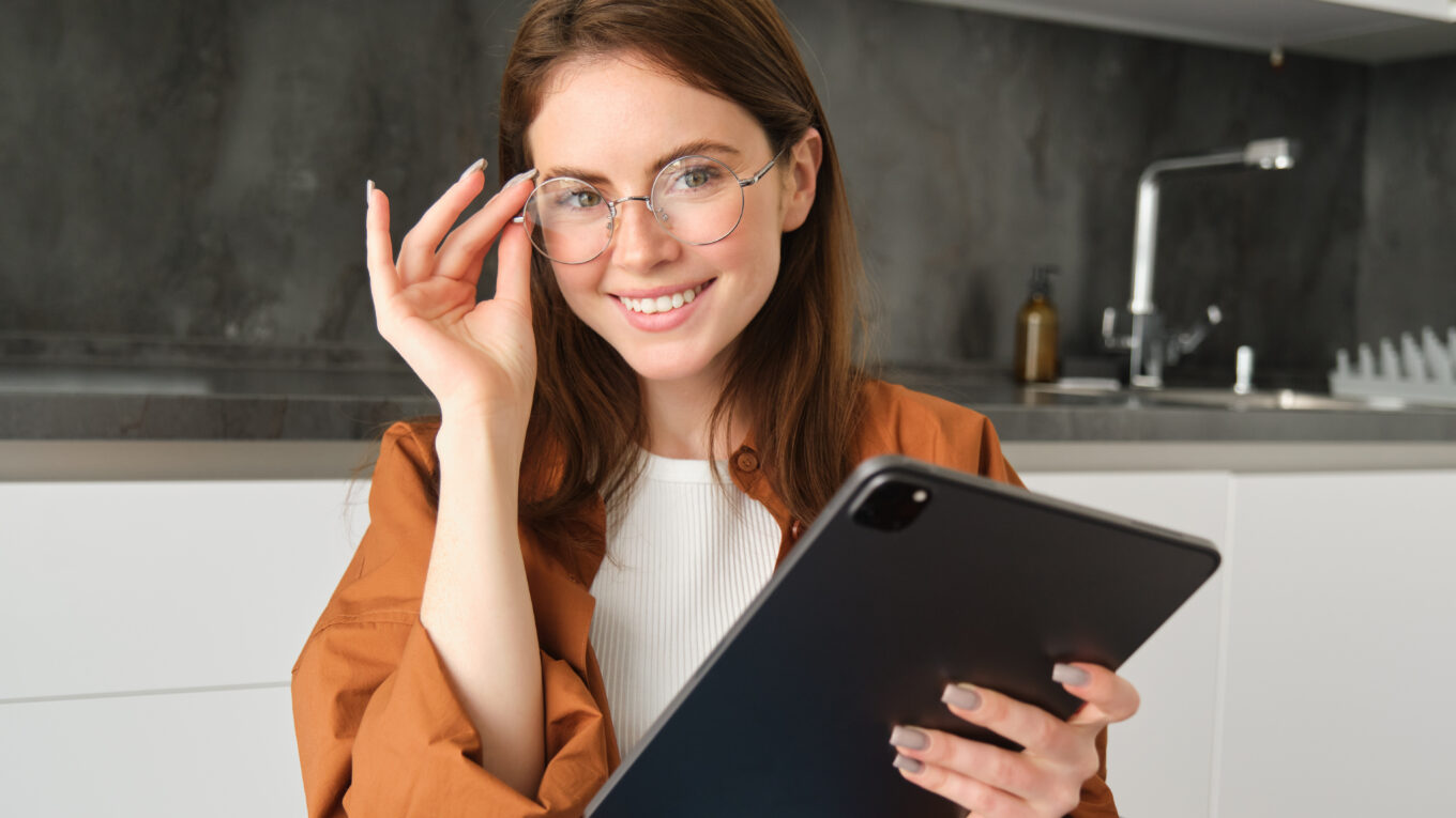 Warum manche Frauen bewusst Akademiker daten wollen (1)